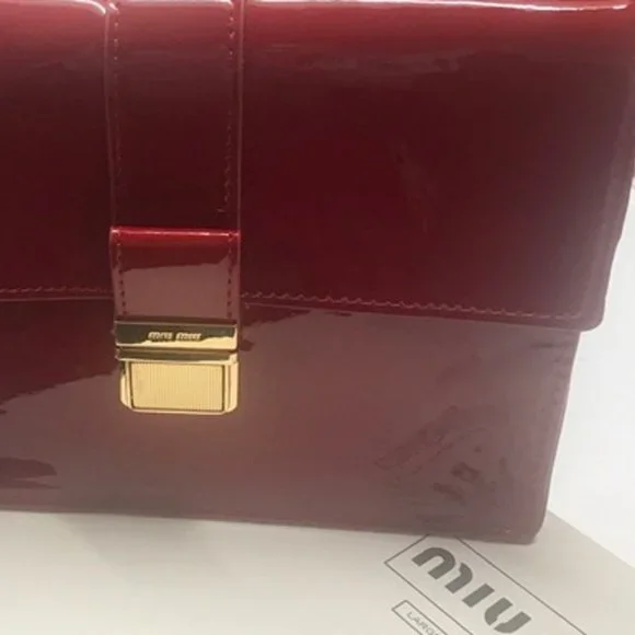 NEW! Luxe MIU MIU Patent Burgundy Red Pouch Clutch Cosmetic Bag w Gold accent LE - Picture 8 of 9